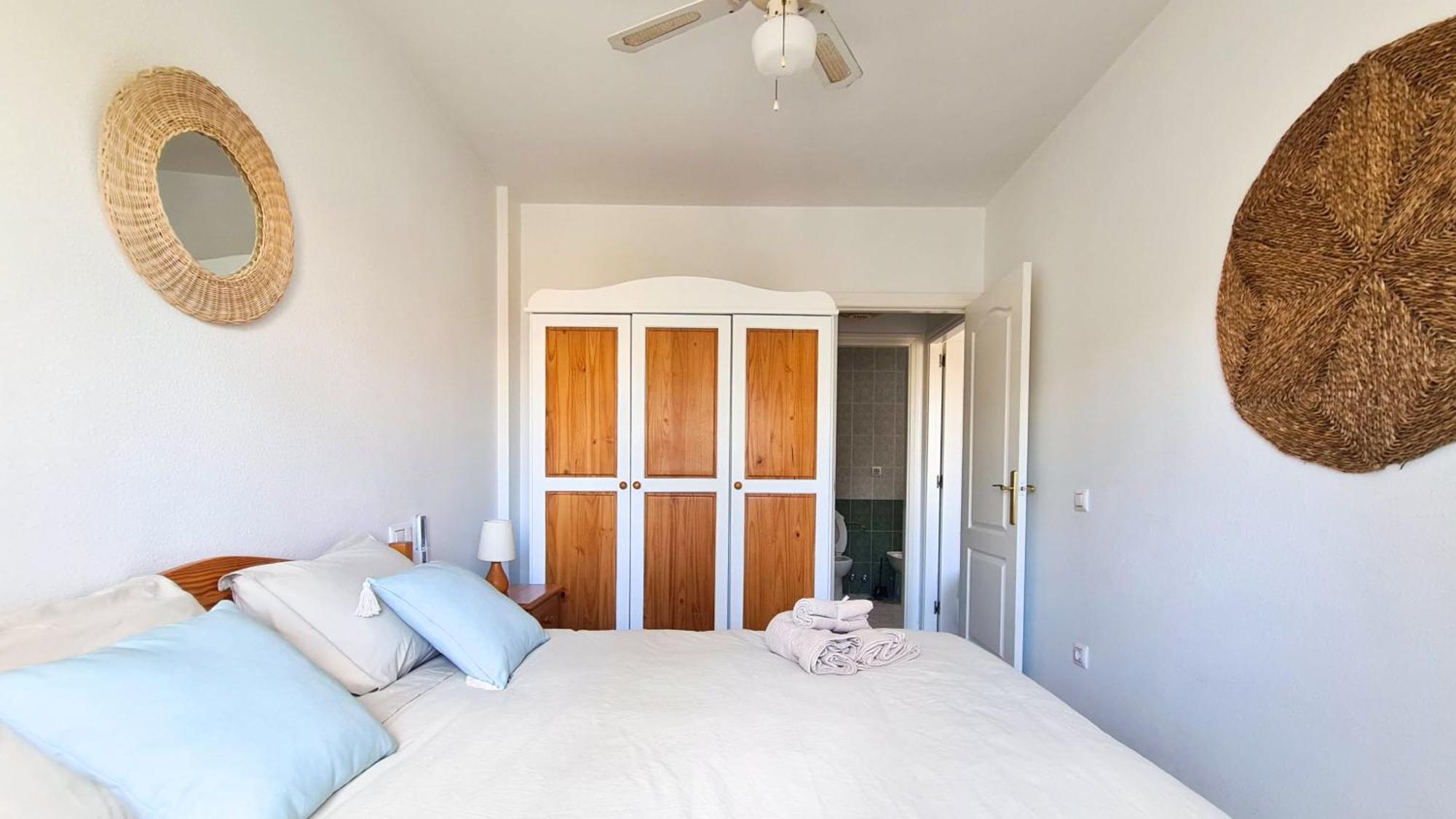 Garden Vistas. Hermoso Duplex Con Patio, Solarium Y Piscina. Вера Екстериор снимка